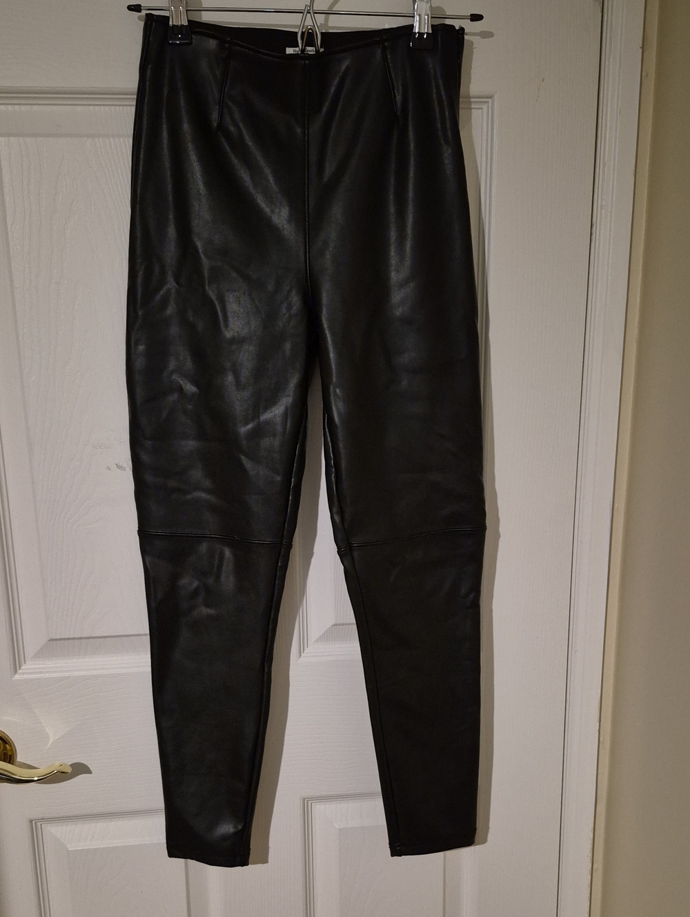 Abercrombie Vegan Leather High Rise Leggings Side Zip Black Size Small Short